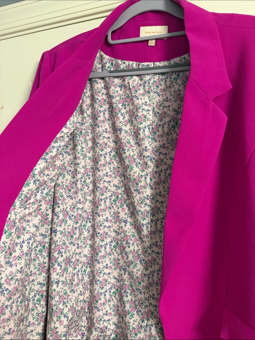 Skies Are Blue Fuchsia Open-Front Blazer with Floral Lining - Picture 4 of 6